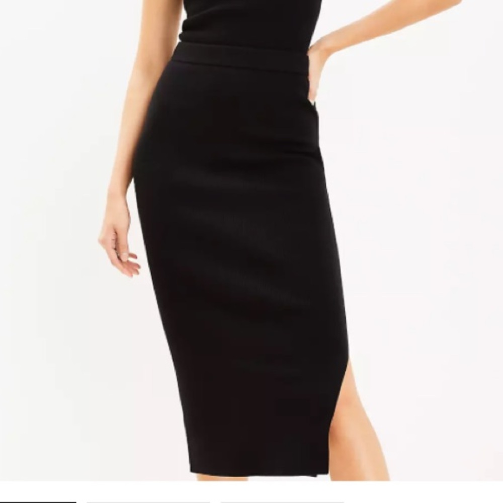 Midi Ribbed Side Slit Skirt